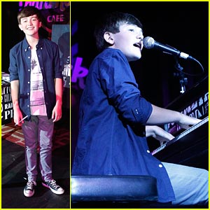 Greyson Chance: 'Hold On Til The Night' Listening Party!