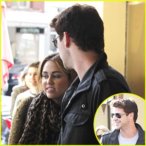 Miley Cyrus & Liam Hemsworth: Chapel Street Sweethearts