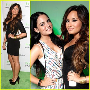 Demi Lovato Sets Her 'HTC Social' Status