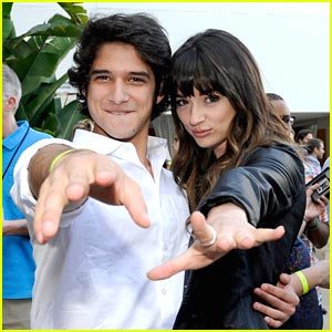 Tyler Posey & Crystal Reed: Teen Wolf TCA Cocktail Party!