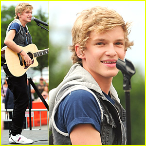 Cody Simpson: Smith Haven Mall Show!
