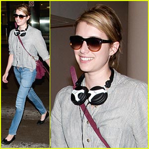 Emma Roberts: LAX Landing