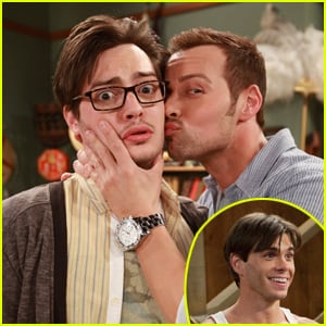 Matt & Andy Lawrence on 'Melissa & Joey' -- FIRST LOOK!