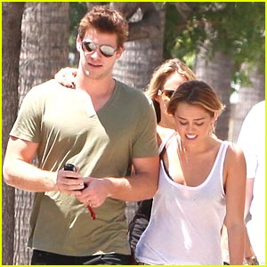 Miley Cyrus & Liam Hemsworth: Pasadena Pair