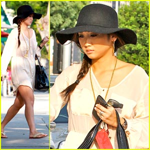 Brenda Song: Pampered with a Pedicure