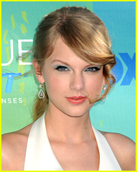 Taylor Swift: Guinness World Record Breaker!
