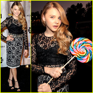 Chloe Moretz: Lollipop Girl at Scream Awards!