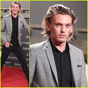 Jamie Campbell Bower is 'Anonymous' in Berlin