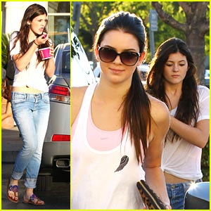 Kendall & Kylie Jenner: Sunday's Sweet Treats