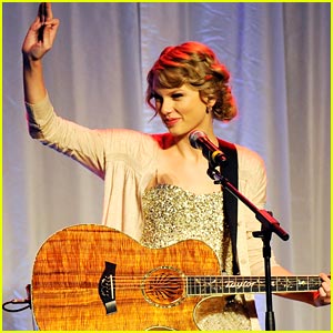 Taylor Swift: Songwriters Hall of Fame Dinner