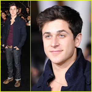 David Henrie: 'Wizards of Waverly Place' Finale Trailer!