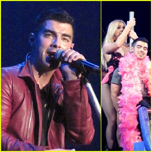 Joe Jonas: 'Lace and Leather' Dance from Britney Spears!