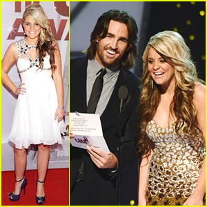 Lauren Alaina - CMA Awards 2011