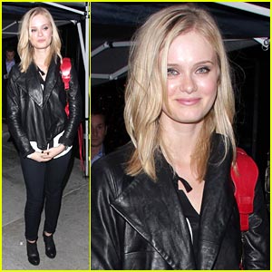 Sara Paxton Stops By Trousdale