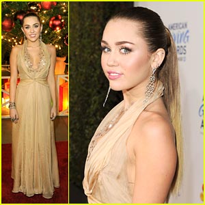 Miley Cyrus - American Giving Awards 2011
