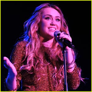 Miley Cyrus: Trevor Live! Lady