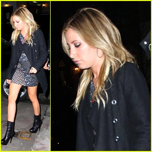 Ashley Tisdale: New Year's Eve in New York City