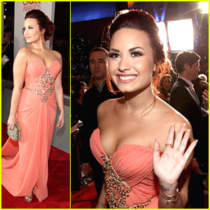 Demi Lovato - People's Choice Awards 2012