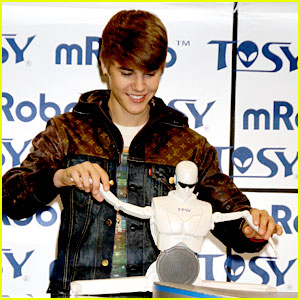 Justin Bieber: TOSY Toy Reveal in Vegas