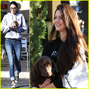 Kendall Jenner: Dog & Dash!