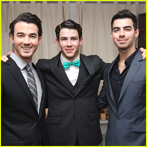 Nick Jonas: 'How To Succeed' with Joe and Kevin!
