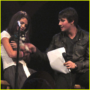 Selena Gomez: UNICEF Charity Concert!