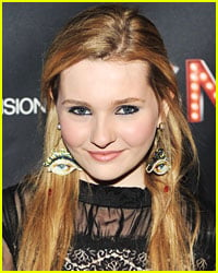 Abigail Breslin: Celeb Look of the Day