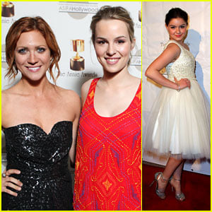 Brittany Snow & Bridgit Mendler: Annie Awards 2012