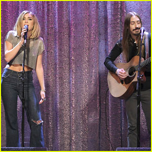 Miley Cyrus: 'Lonesome' Cover on Jimmy Kimmel Live