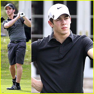 Nick & Kevin Jonas Go Golfing