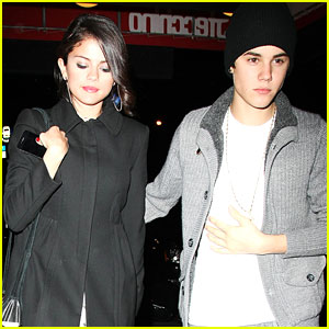 Selena Gomez & Justin Bieber: Thai Twosome