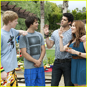 Debby Ryan Guest Stars on 'Zeke & Luther'