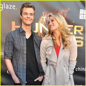 Leven Rambin & Jack Quaid: 'The Hunger Games' Go To Georgia