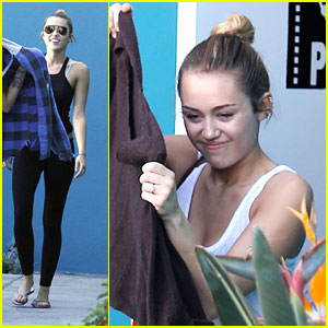 Miley Cyrus: Pilates Sessions!