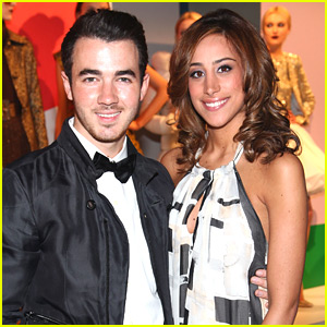 'Married to Jonas': Kevin & Danielle Jonas' New Reality Show!