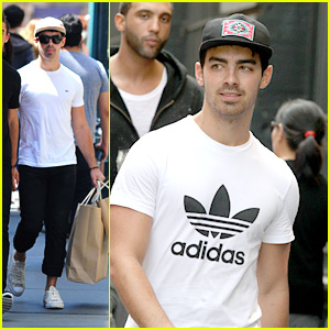 Joe Jonas: Cole Haan Shoe Shopper