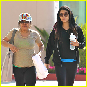 Vanessa Hudgens: Workout with Mom Gina