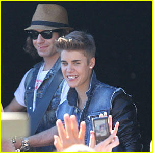Justin Bieber: Surprise Concert!