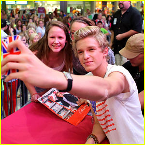 Cody Simpson: Mall of America Meet & Greet!