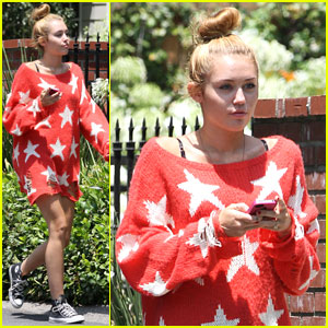 Miley Cyrus: Pretty in Stars!