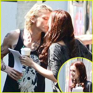 Lily Collins & Jamie Campbell Bower: 'City of Bones' Kiss
