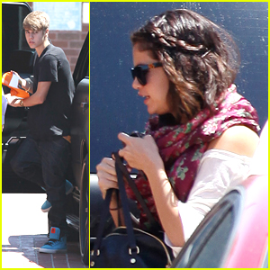 Selena Gomez & Justin Bieber: Lunch at BJs