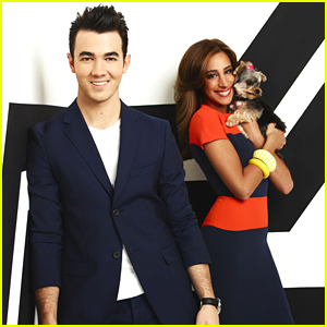 Kevin & Danielle Jonas: 'Married To Jonas' Promo Pics!
