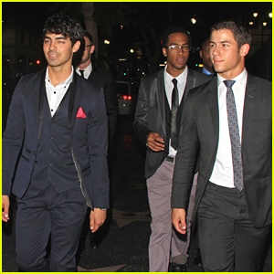 Joe & Nick Jonas Head To Hyde