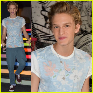 Cody Simpson: Send In Your Questions!