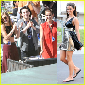 Jessica Lowndes Performs at Hollywood Bowl for '90210'