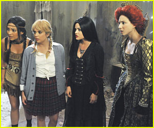 What Will The Pretty Little Liars Wear For Halloween This Year?