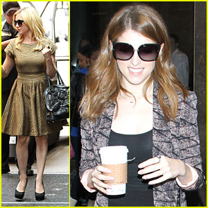 Anna Kendrick & Brittany Snow: 'Anderson' Show Stop