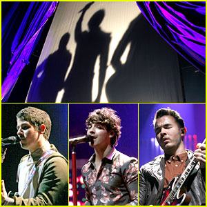 Jonas Brothers Debut New Songs at Radio City Music Hall!