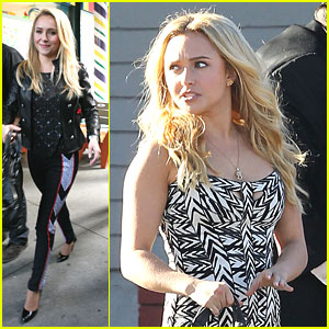 Hayden Panettiere: CMT Artists Of The Year Special Host!